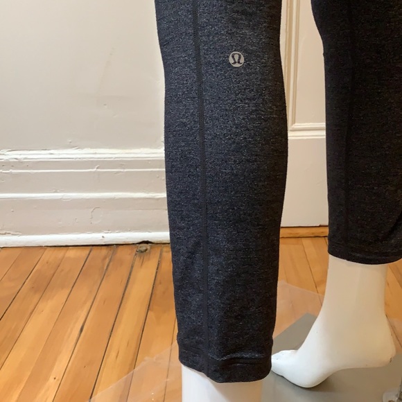 Lululemon - Picture 3 of 6